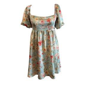 NWT Women’s Dress Medium Summer Spring Floral Mini Dress.